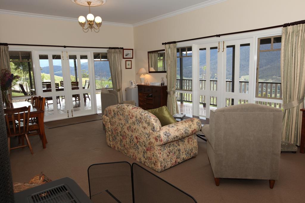 House On The Hill Bed And Breakfast Huonville Zimmer foto