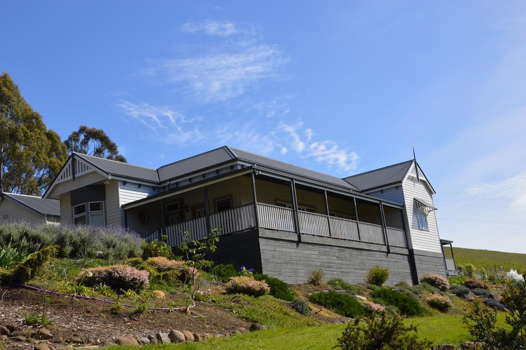 House On The Hill Bed And Breakfast Huonville Exterior foto